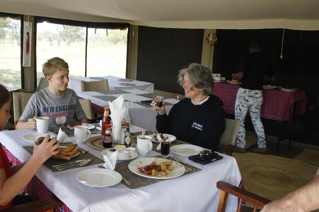 Osero Serengeti Luxury Tented Camp Banagi エクステリア 写真