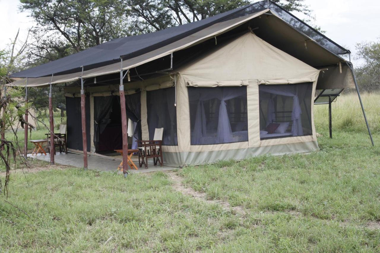 Osero Serengeti Luxury Tented Camp Banagi エクステリア 写真