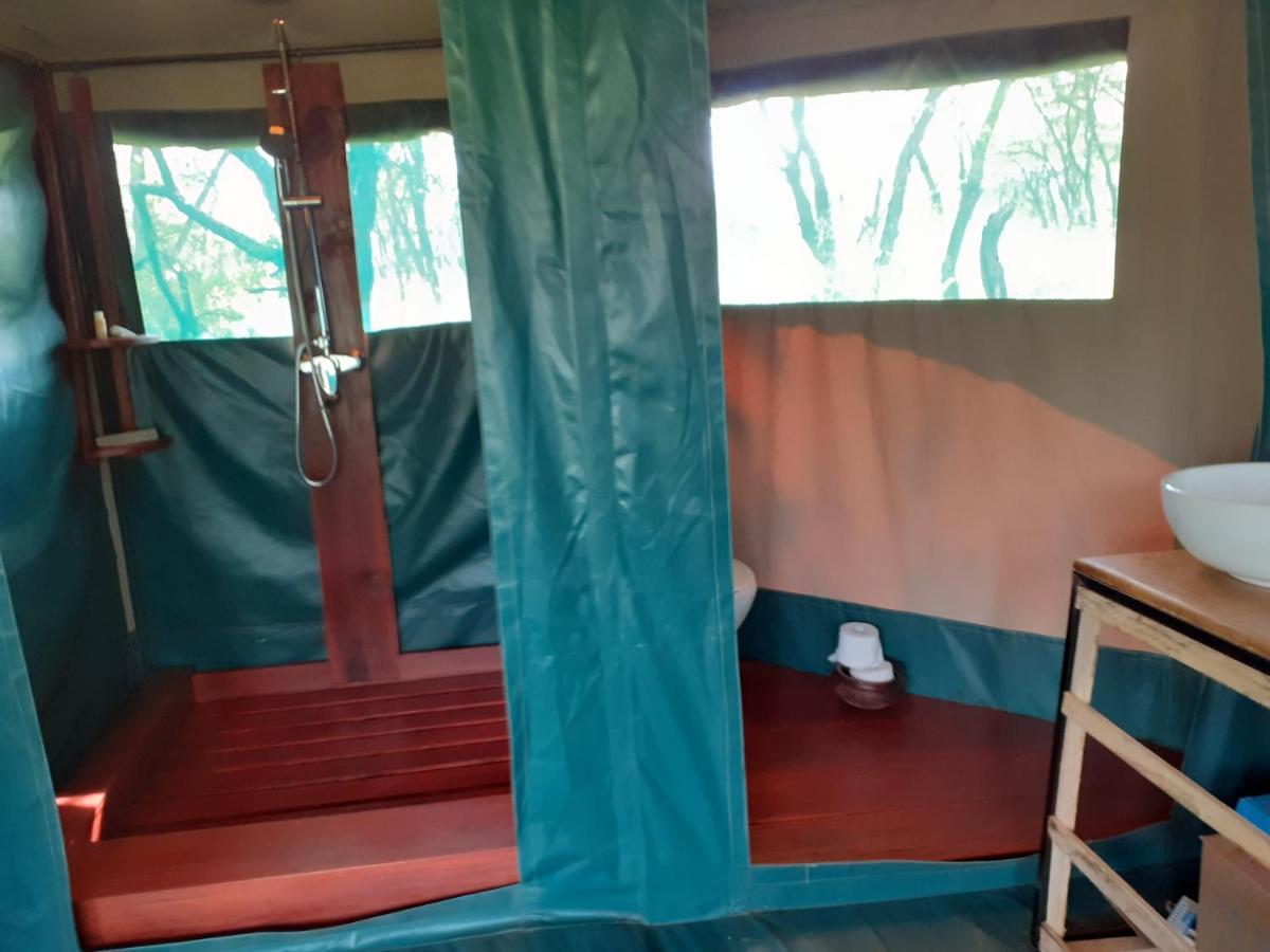 Osero Serengeti Luxury Tented Camp Banagi エクステリア 写真